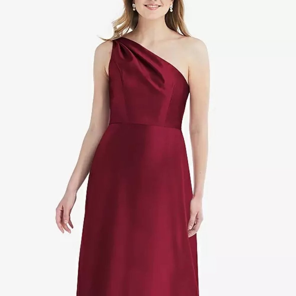 Alfred Sung 821....One-Shoulder Satin Maxi Dress .....Burgundy....Size 2